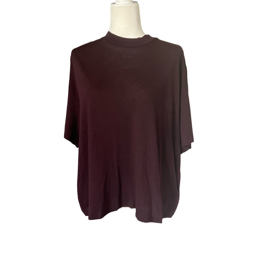 Topshop Woman's Burgundy Mock Neckline Cotton Short Sleeve‎ Tee- Size 4-6